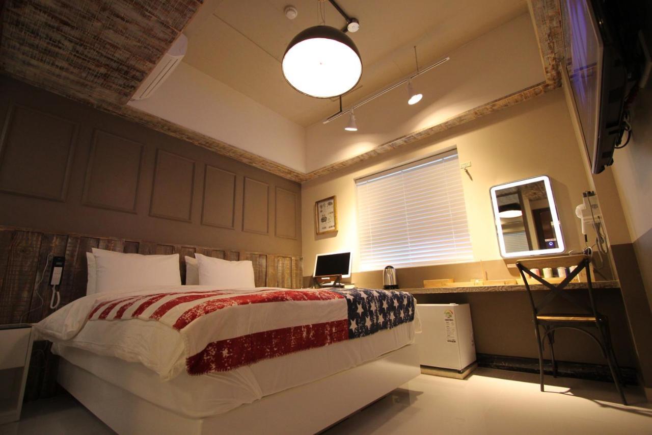 The First Snow Hotel Daegu Ngoại thất bức ảnh